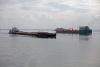 Barges sur le port de Lome